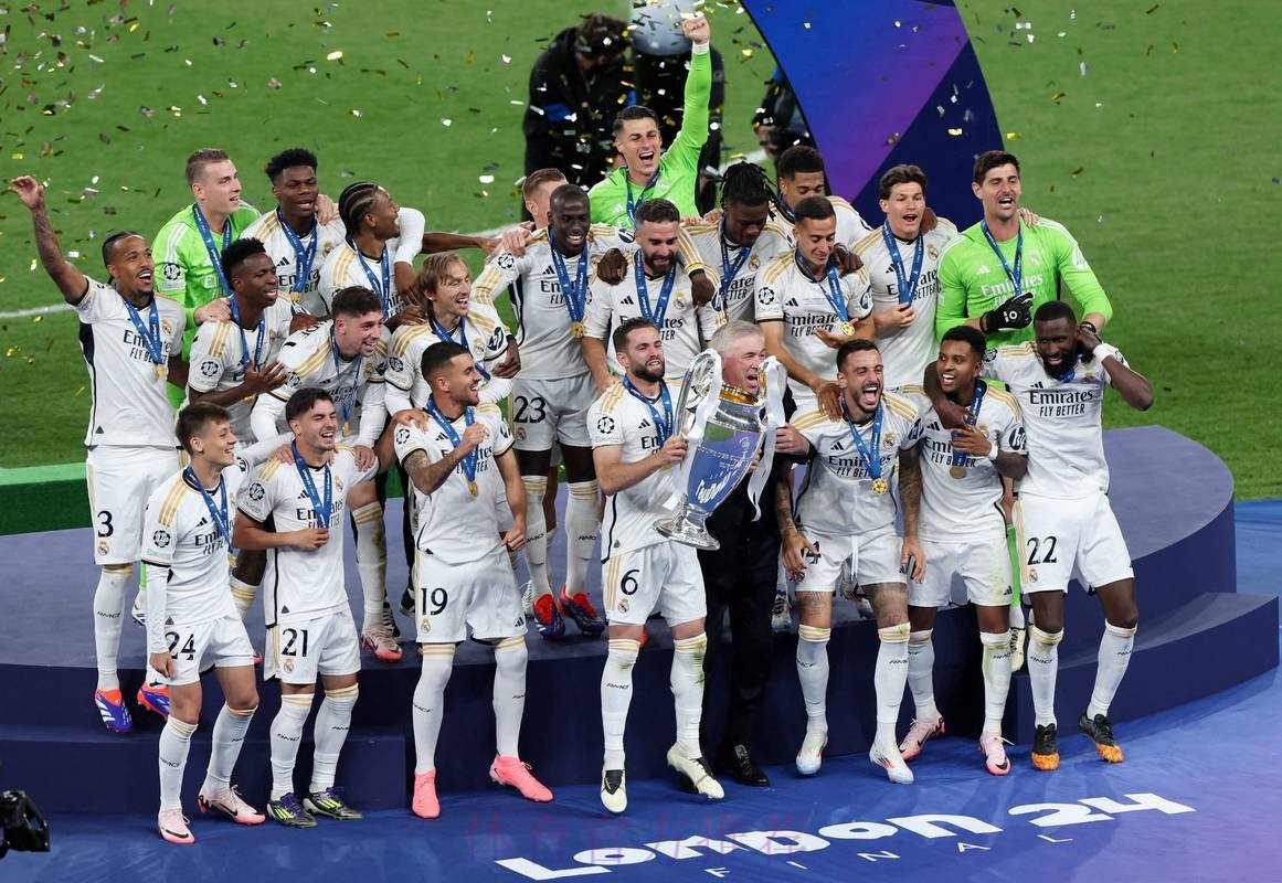 卡尔德隆:皇马今夏没钱买凯恩 贝尔现也不开心